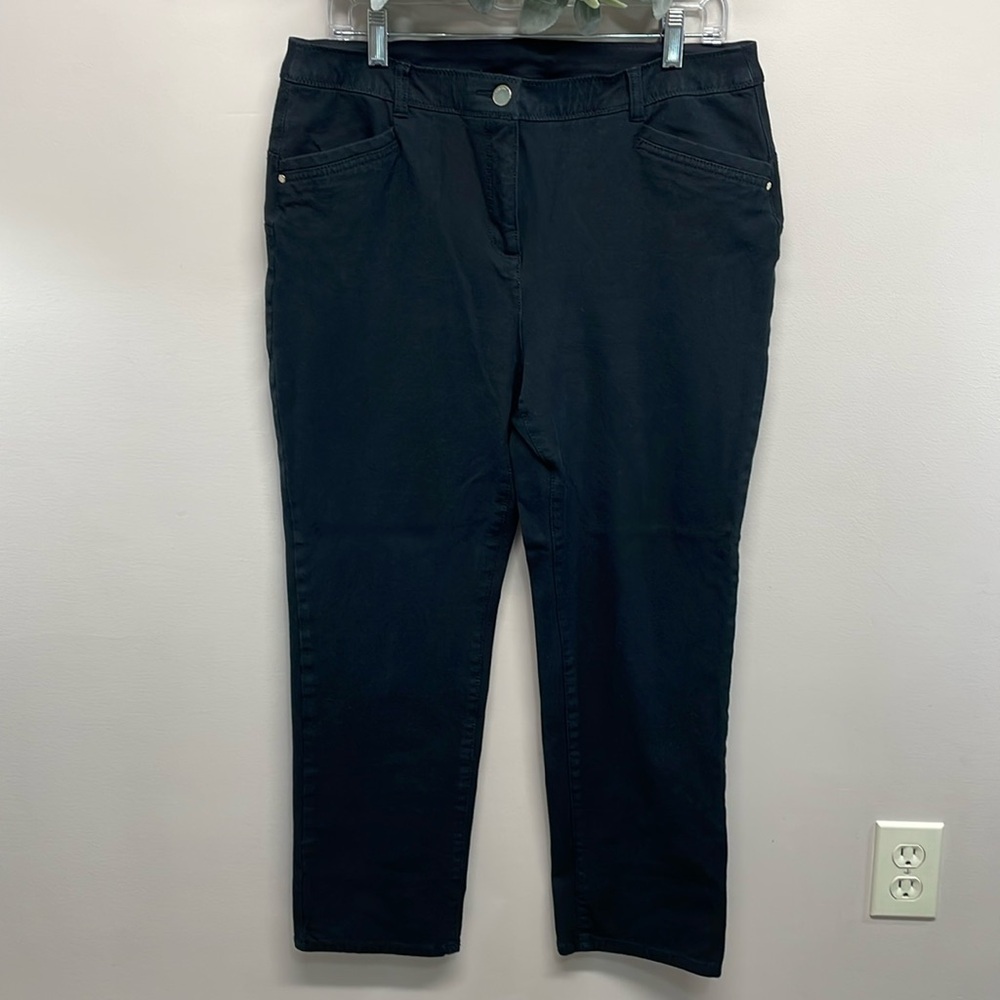 NWOT Chico’s So Lifting Straight Leg Black Denim Jeans US 12 P (Chico’s 2 short)